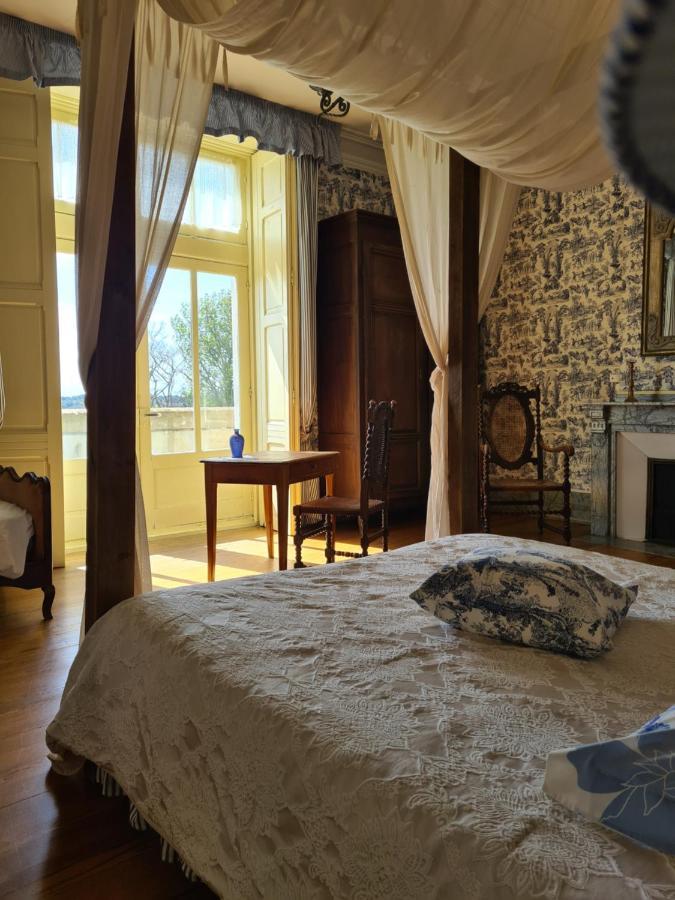 Chateau De Villeneuve - Montolieu Esterno foto