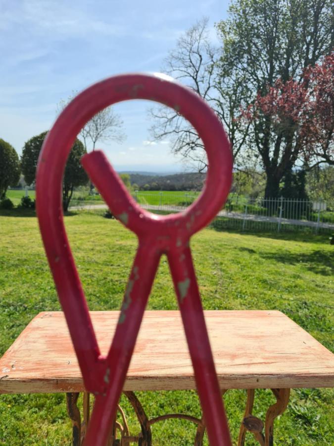 Chateau De Villeneuve - Montolieu Esterno foto